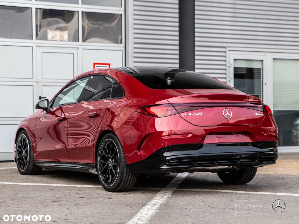 Mercedes-Benz CLA 220 mHEV 4-Matic 8G-DCT - 4