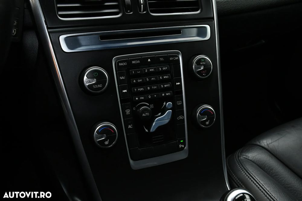 Volvo XC 60 D3 Geartronic Kinetic - 17