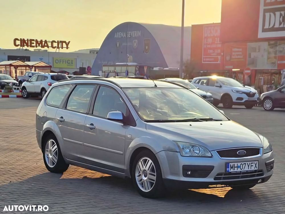 Ford Focus 1.6 Ti-VCT Ghia - 1