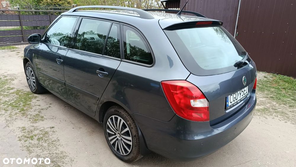 Skoda Fabia 1.4 16V Sport - 4
