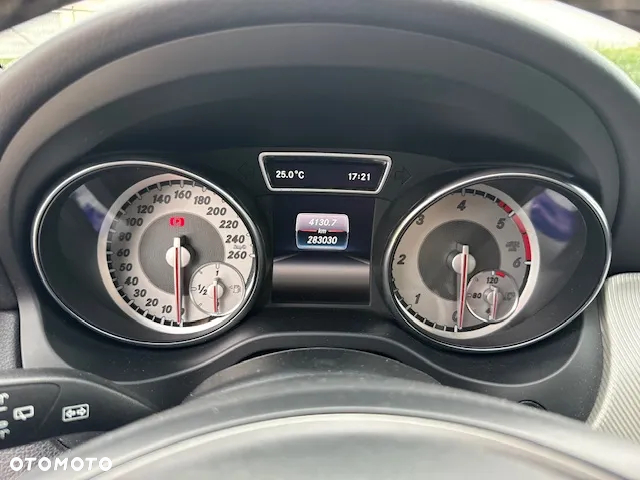 Mercedes-Benz CLA Shooting Brake 200 (CDI) d - 13