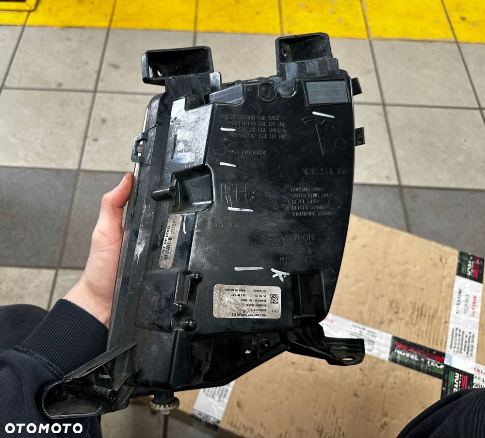 tesla model s lift halogen prawy przód 6005916-00e - 7