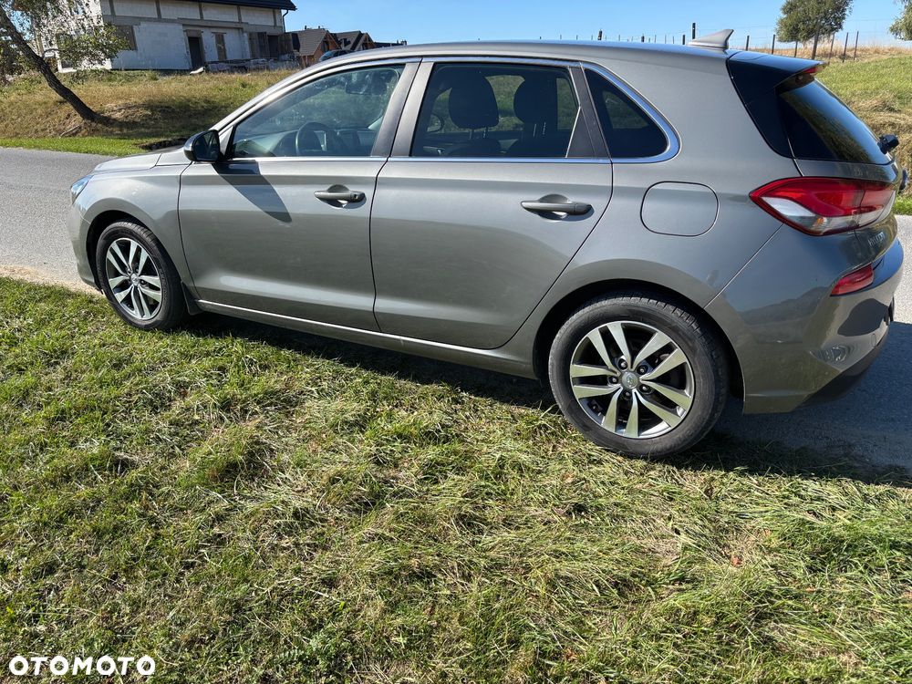 Hyundai i30 1.4 T-GDI Comfort DCT - 17