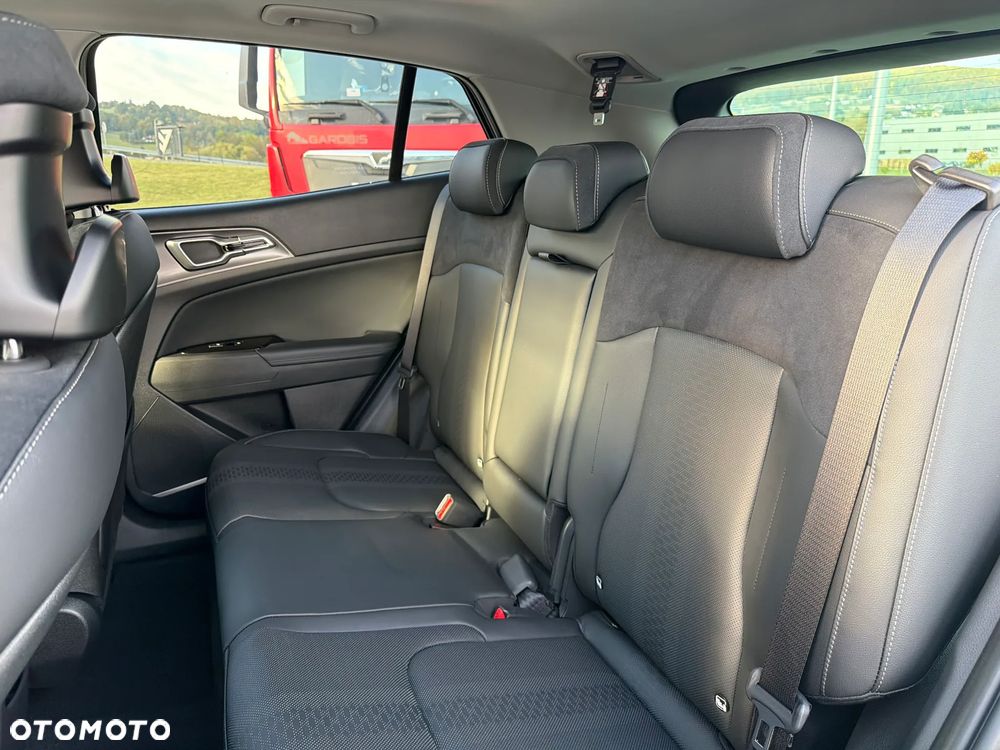Kia Sportage 1.6 T-GDI PHEV L 4WD - 17