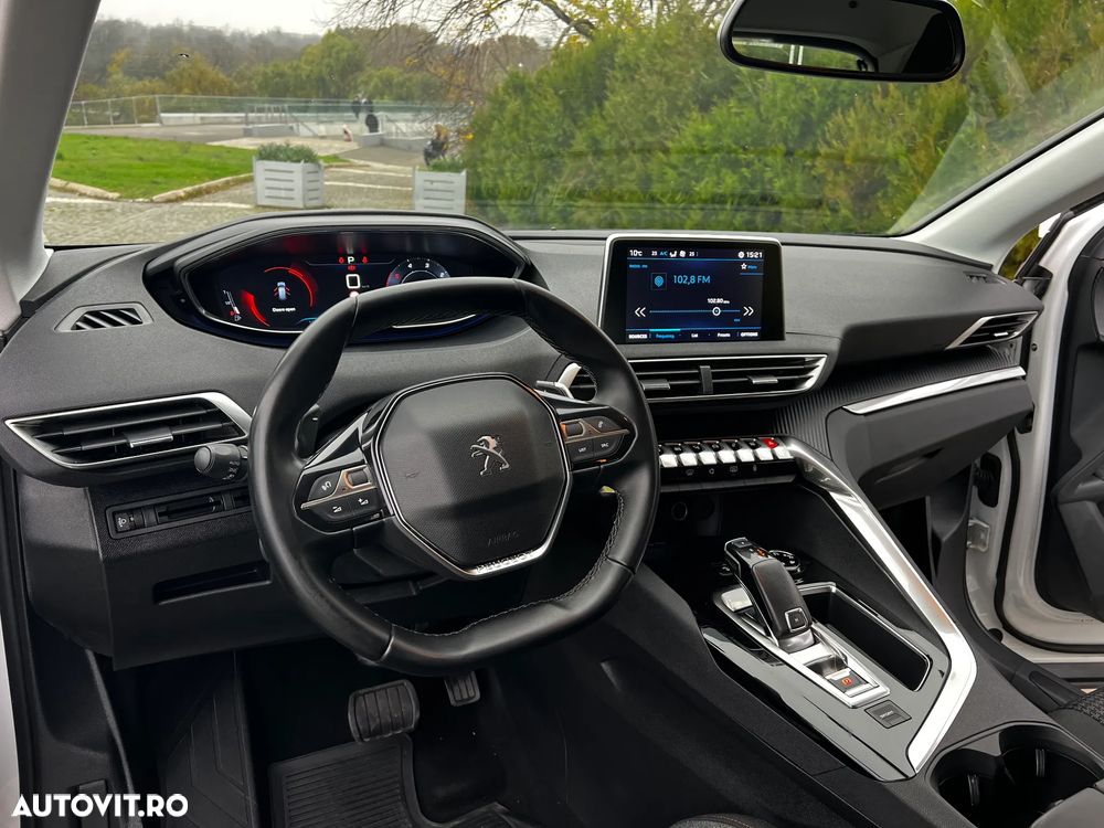 Peugeot 3008 1.6 BlueHDI S&S EAT6 Allure - 11