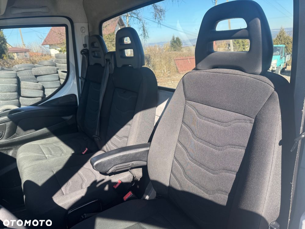 Iveco DAILY 35C17 - 12
