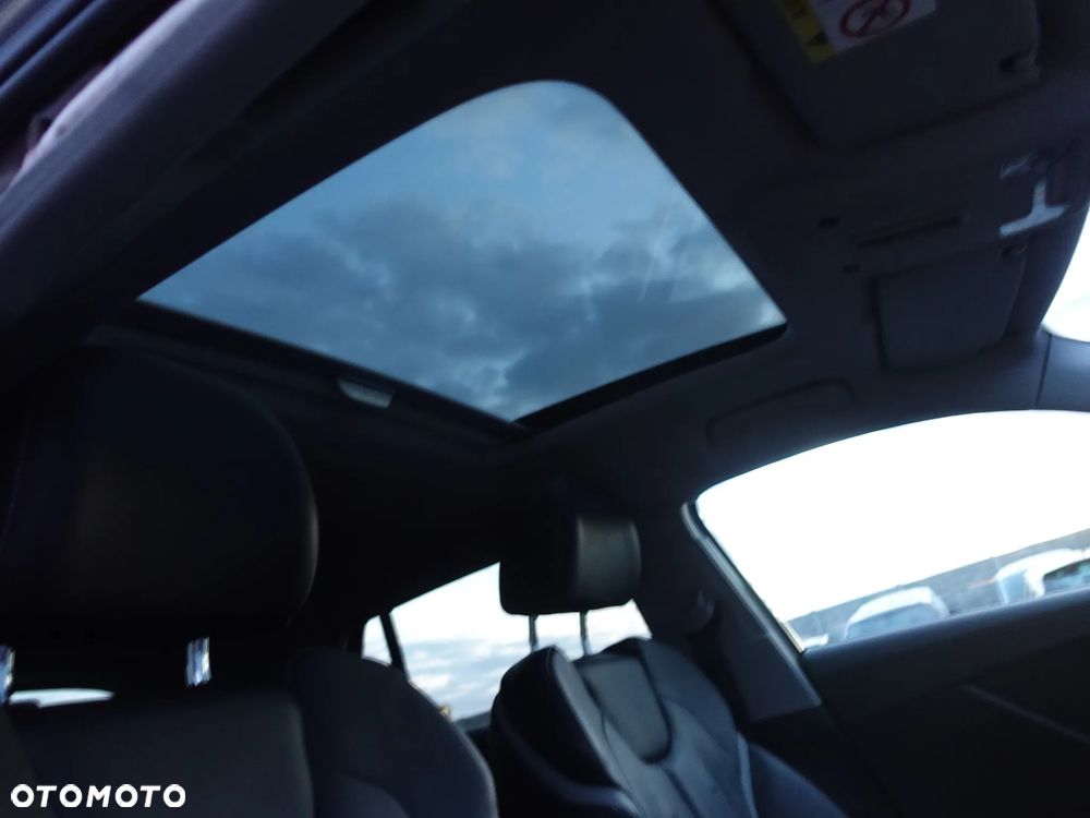 Audi Q2 35 TDI Quattro S tronic S line - 10