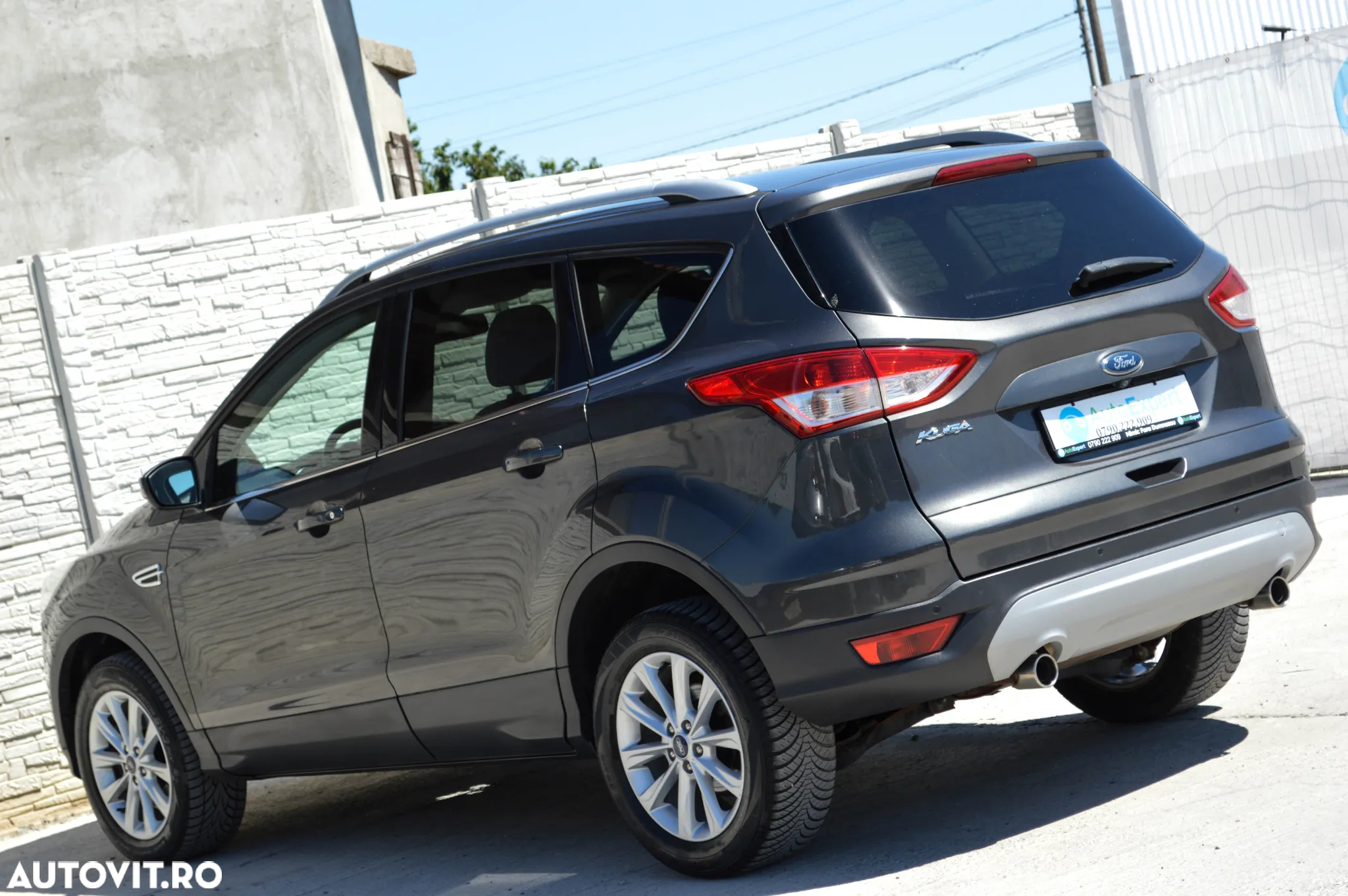 Ford Kuga 2.0 TDCi 4x4 Aut. Titanium - 13