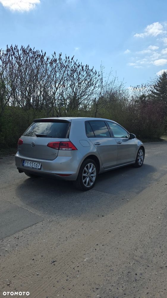 Volkswagen Golf - 4