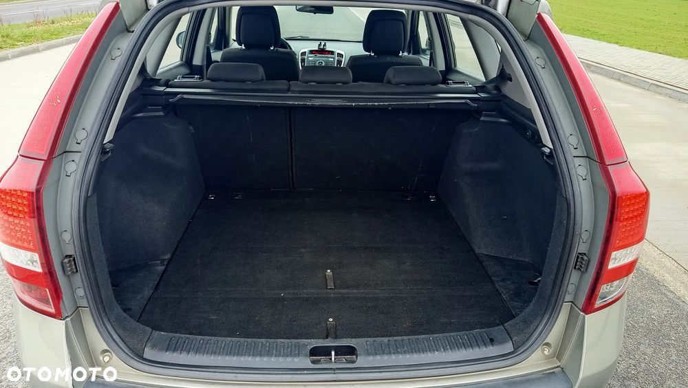 Kia Ceed 1.4 Comfort + - 25