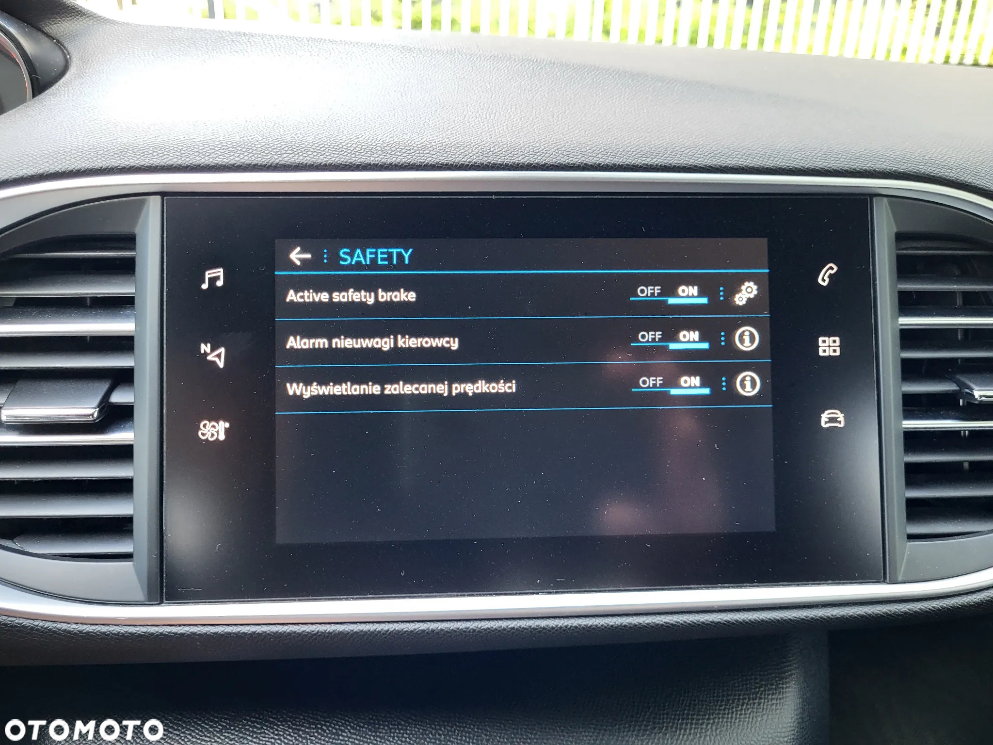 Peugeot 308 SW 1.6 Pure Tech GPF GT S&S EAT8 - 17