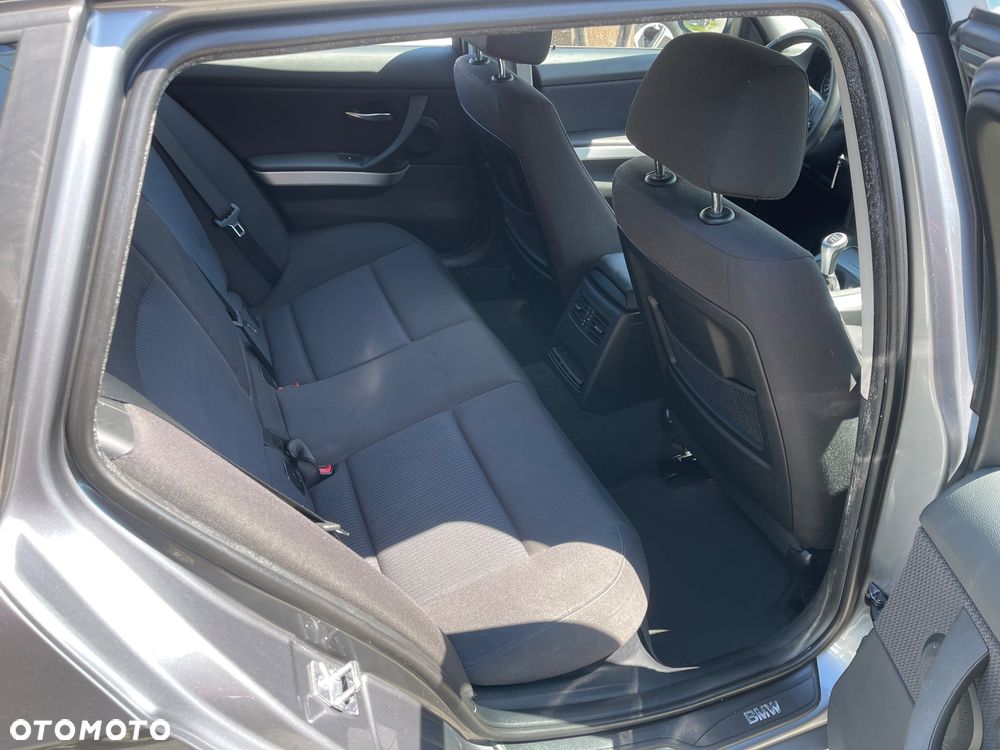 BMW Seria 3 316d - 18