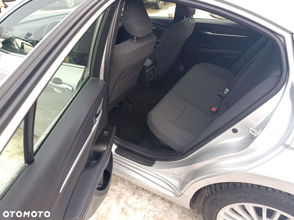 Toyota Camry - 15