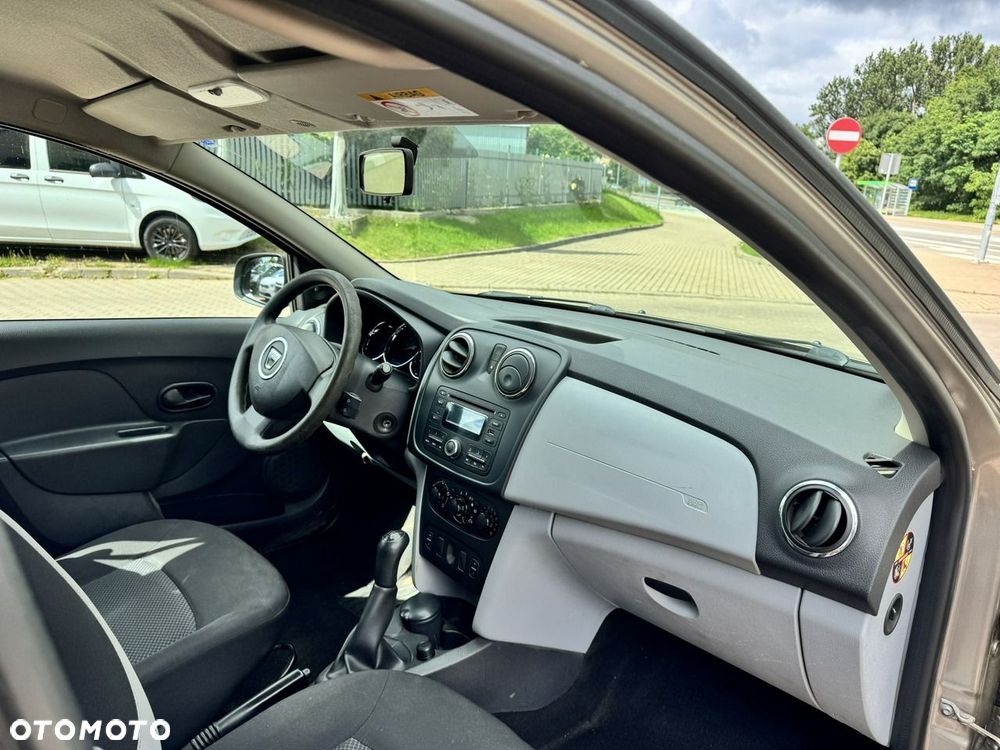 Dacia Sandero 1.2 16V 75 Essentiel - 18