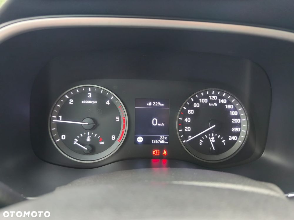 Hyundai Tucson 1.7 CRDI BlueDrive Style 2WD - 28
