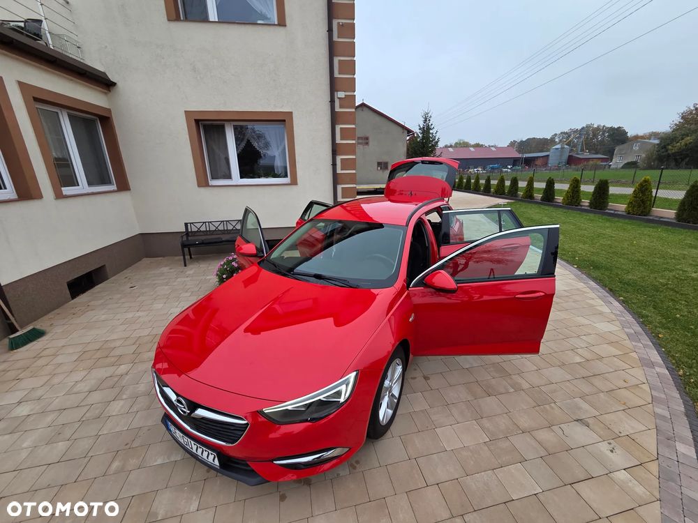Opel Insignia - 25
