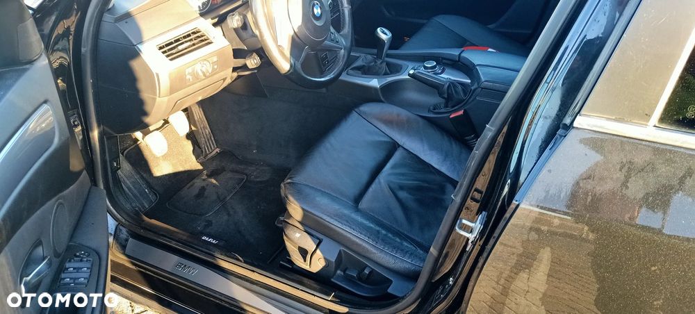 BMW Seria 5 520d Edition Exclusive - 15