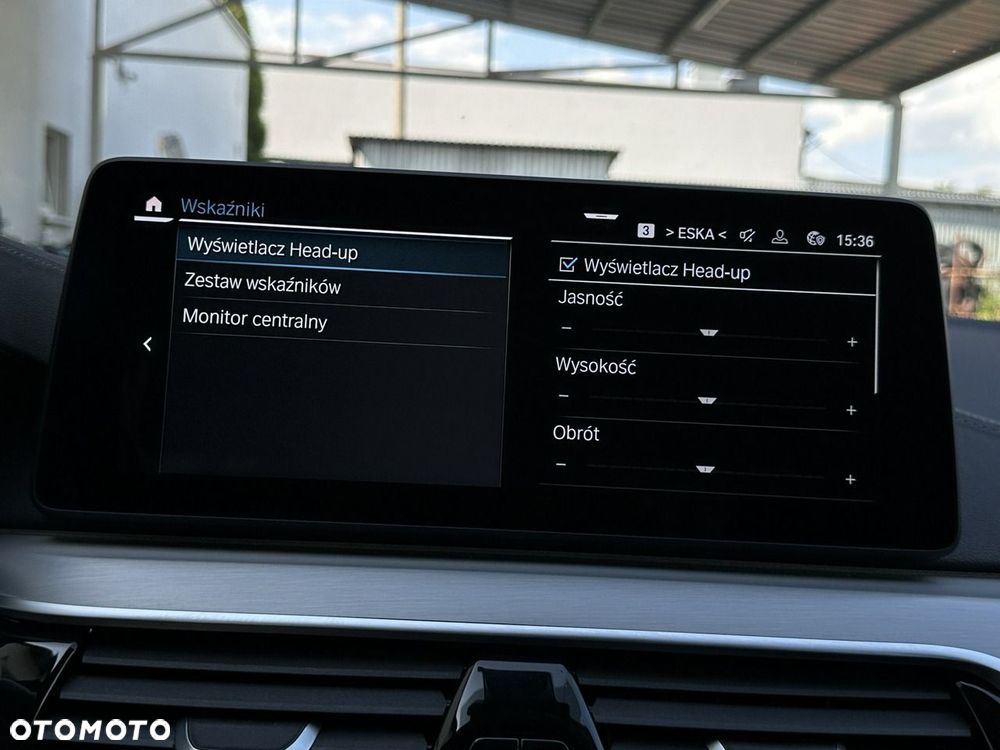 BMW Seria 5 530e xDrive Luxury Line - 39