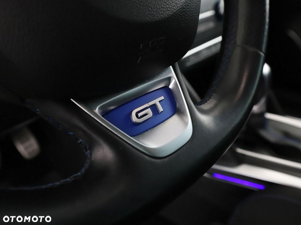 Renault Megane ENERGY TCe 205 EDC GT - 40