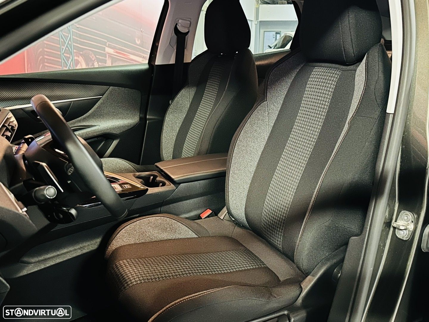 Peugeot 3008 PureTech 130 Stop & Start GPF EAT8 Active - 6