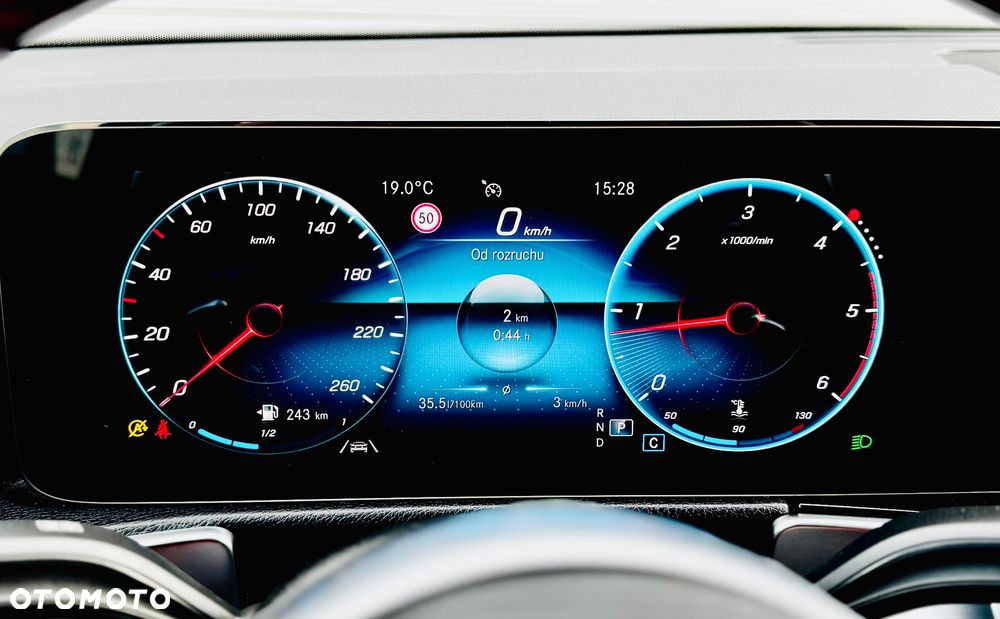 Mercedes-Benz GLB 200 d AMG Line 8G-DCT - 34