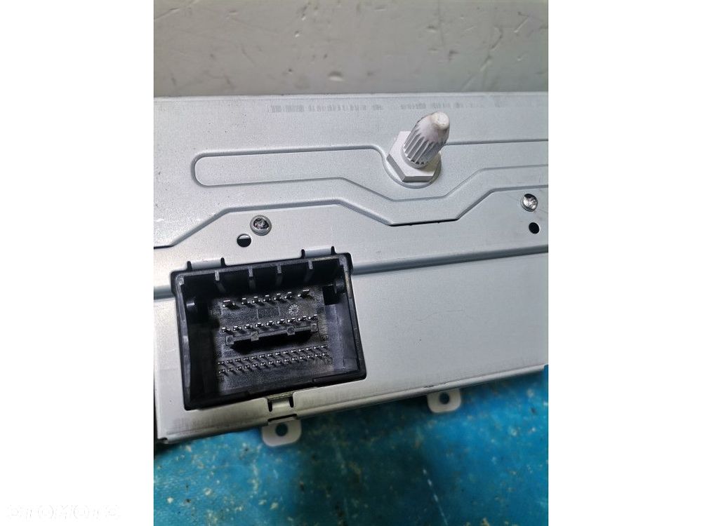 OPEL INSIGNIA A RADIO ZESTAW - 10