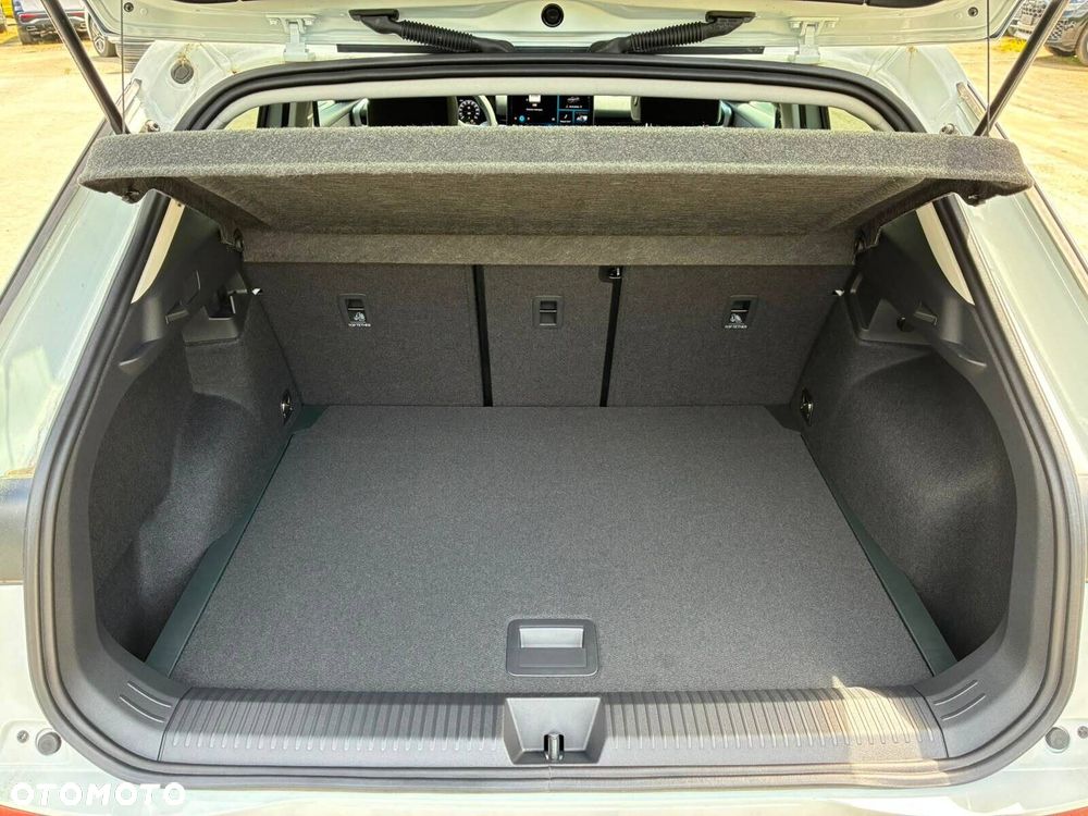 Volkswagen T-Roc - 28