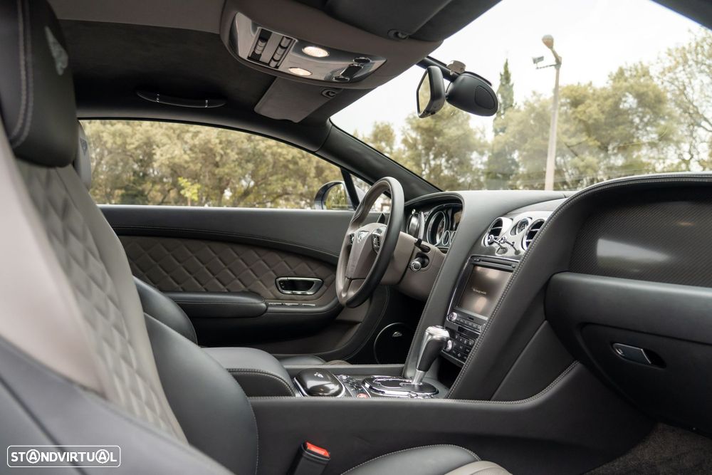 Bentley Continental GT V8 S - 28
