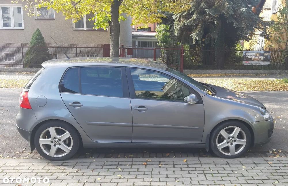 Volkswagen Golf 1.9 TDI 4Motion GT Sport - 13