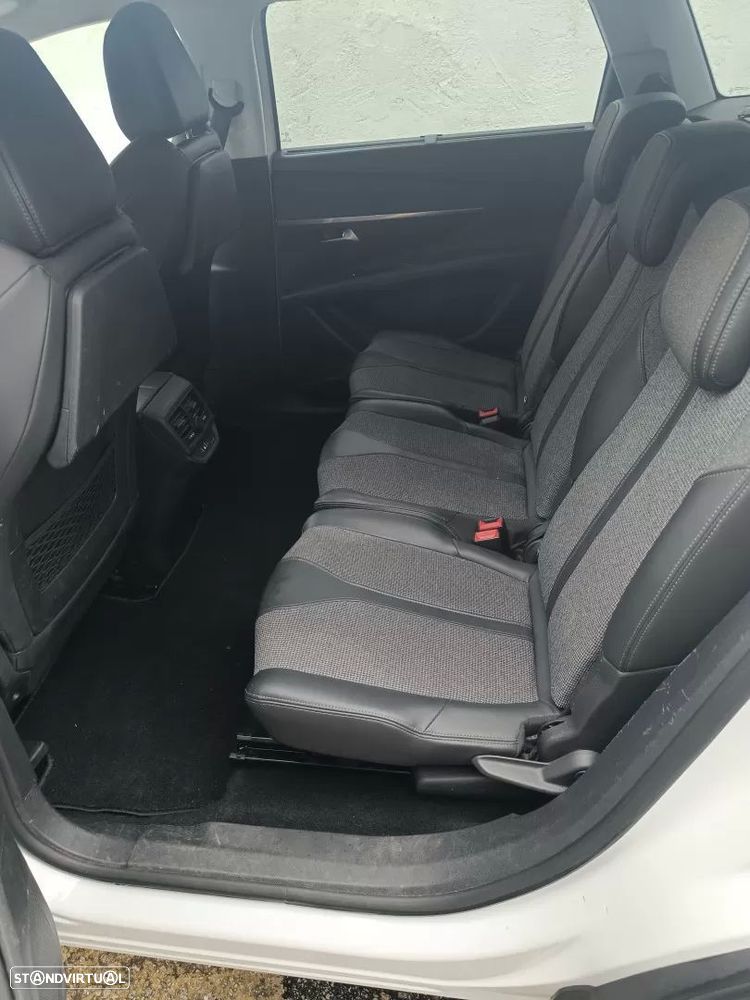 Peugeot 5008 PureTech 130 Stop & Start Allure Pack - 16