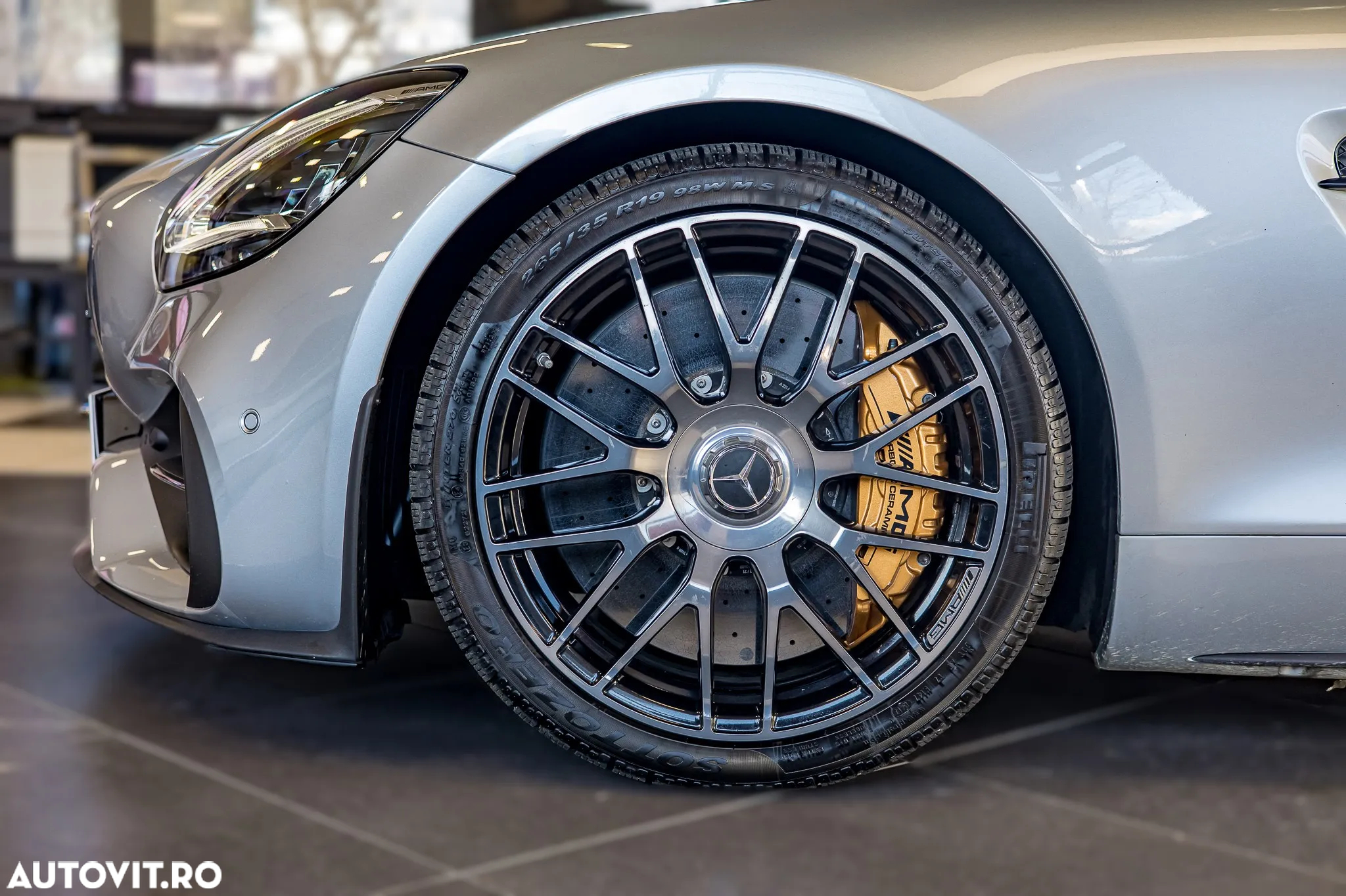 Mercedes-Benz AMG GT - 7