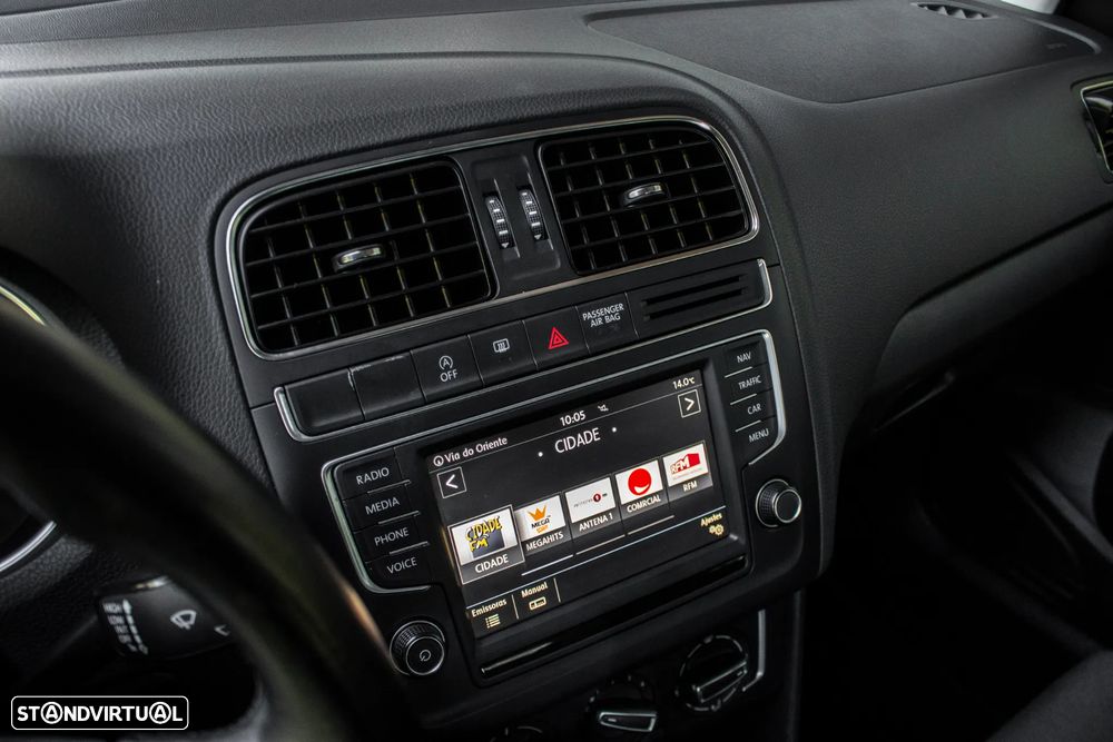 VW Polo 1.0 Confortline - 24