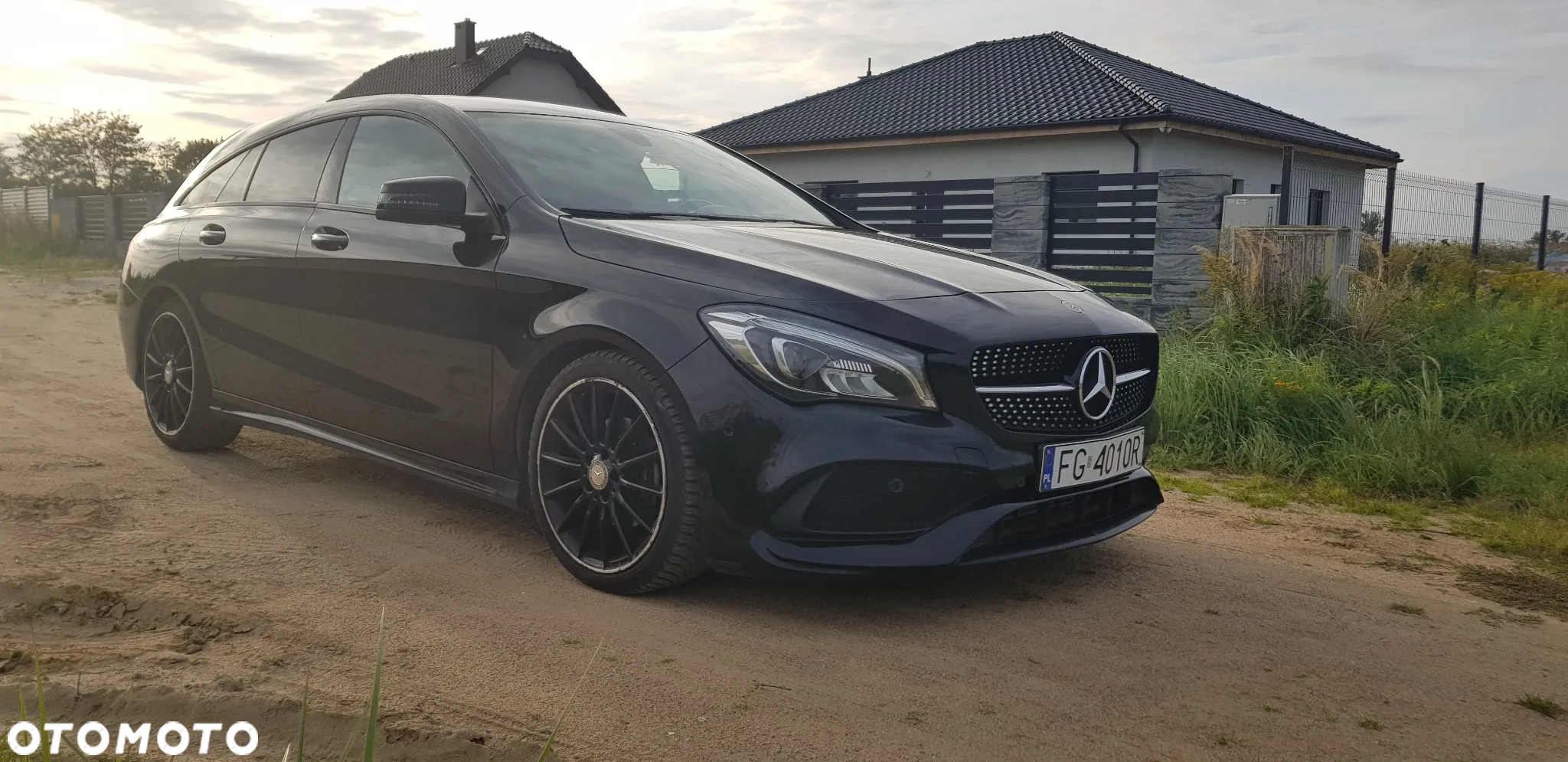 Mercedes-Benz CLA 180 AMG Line - 6
