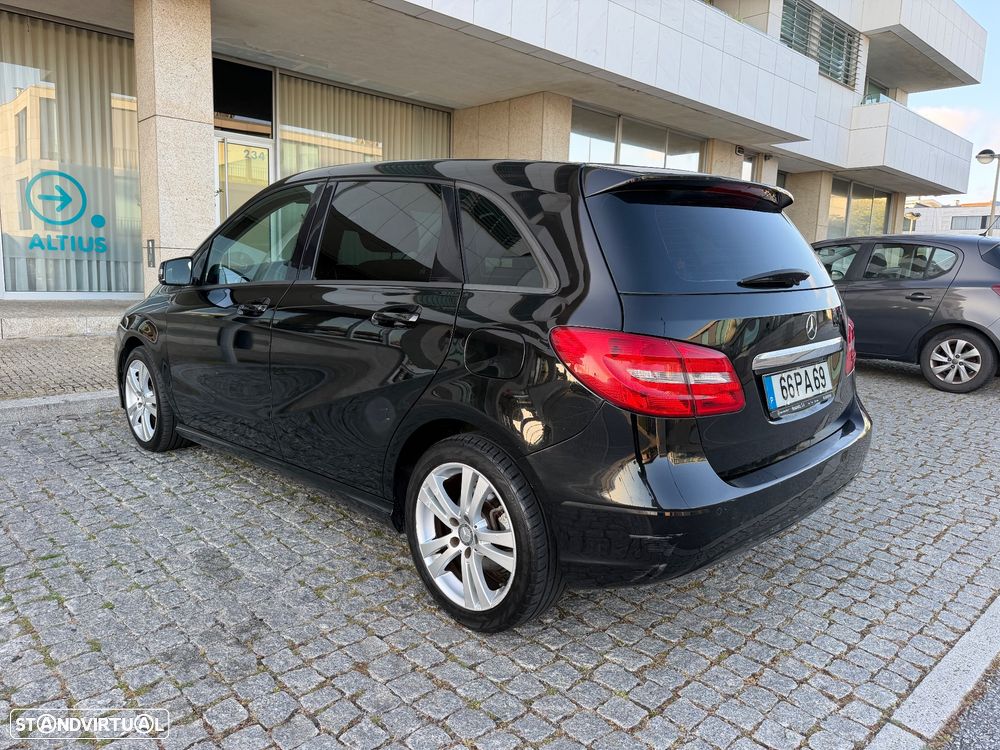 Mercedes-Benz B 180 CDI (BlueEFFICIENCY) - 7