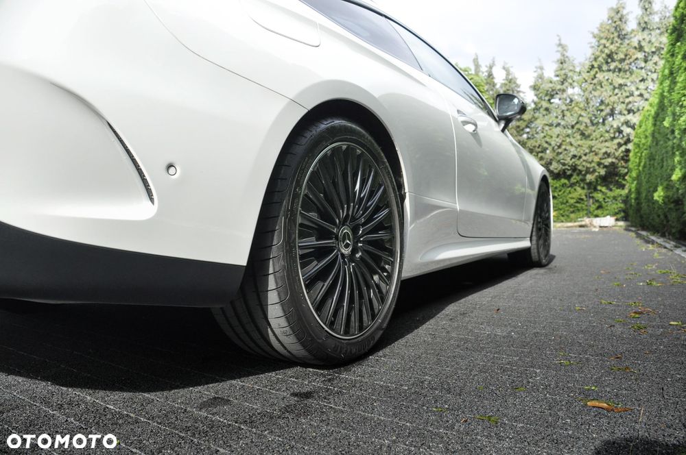 Mercedes-Benz CLE 300 4Matic Coupe 9G-TRONIC - 5