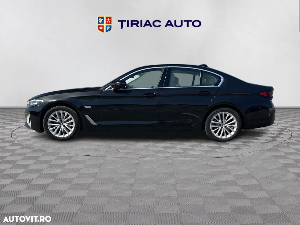 BMW Seria 5 530e Aut. Luxury Line - 5