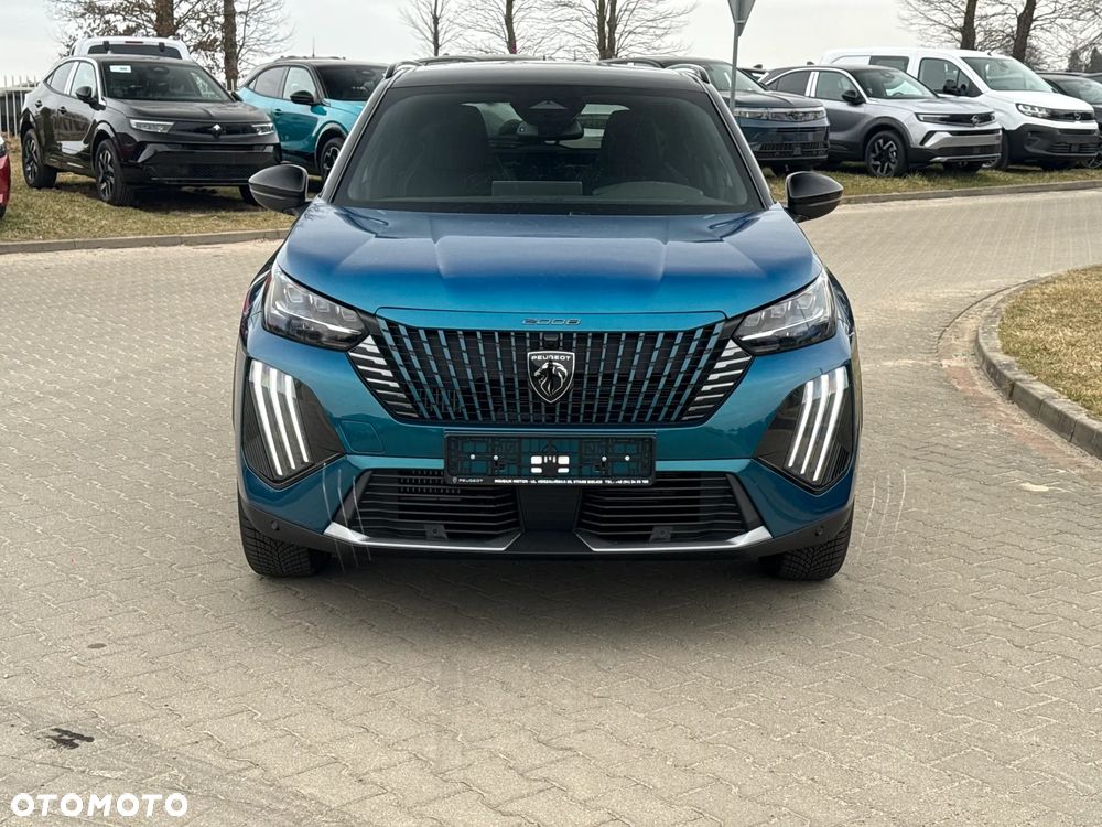 Peugeot 2008 - 8