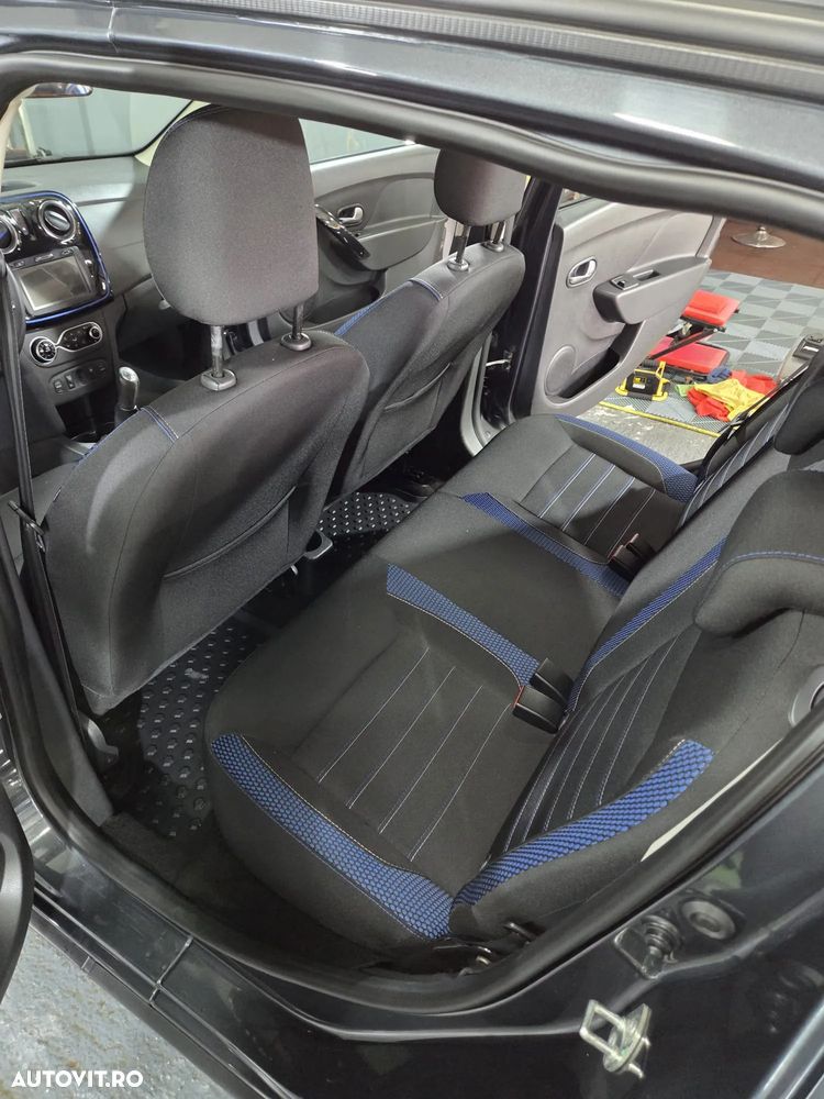 Dacia Sandero - 6