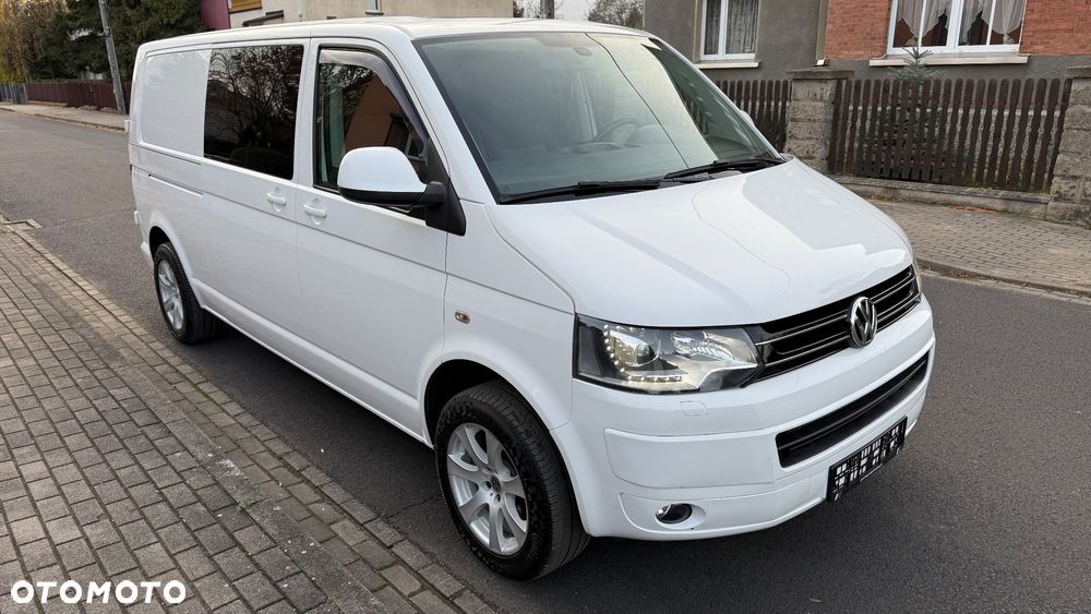 Volkswagen Caravelle - 2