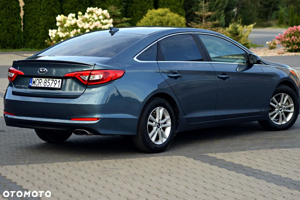 Hyundai Sonata 2.4 SE - 14