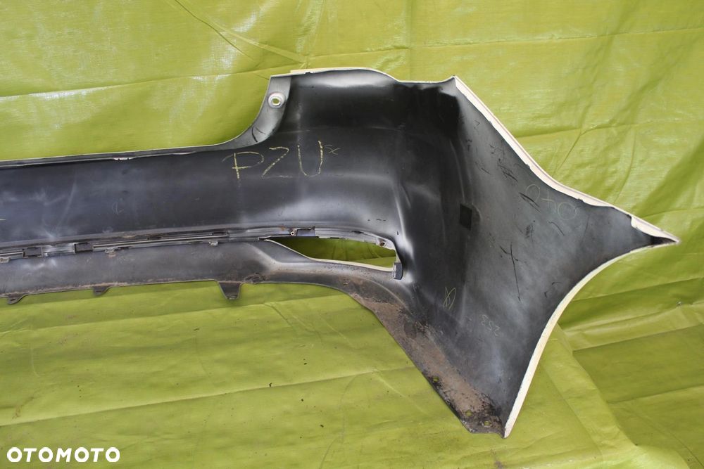 Zderzak tył Toyota Avensis III Sedan 2015-2018r. - 3