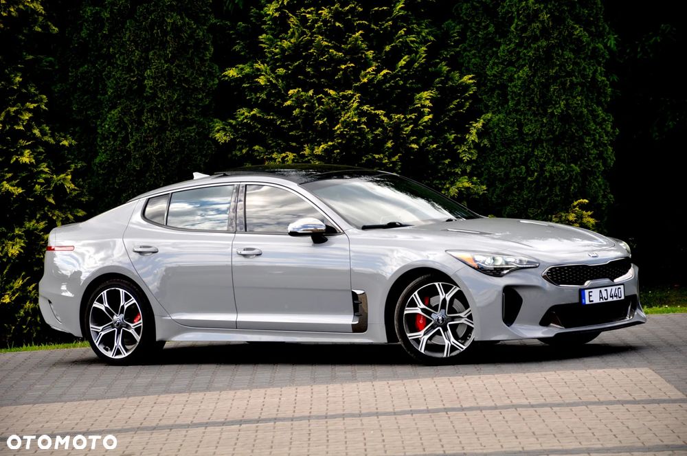 Kia Stinger - 6