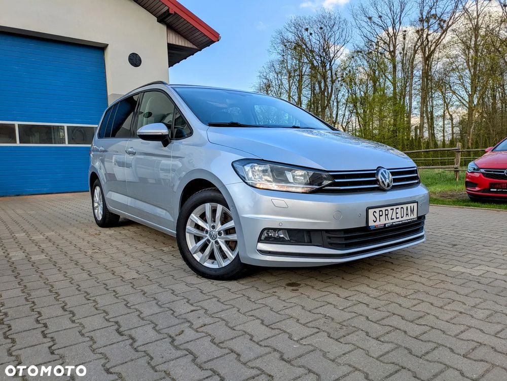 Volkswagen Touran 1.6 TDI SCR (BlueMotion Technology) SOUND - 2