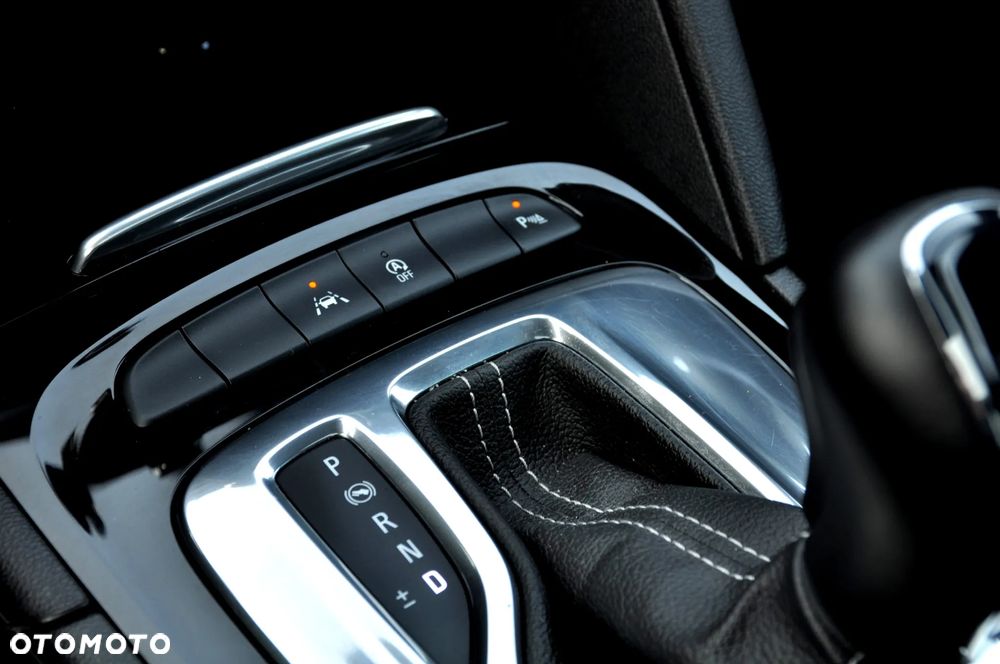 Opel Insignia 2.0 CDTI automatik Business Edition - 36