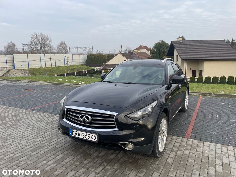 Infiniti FX FX30d S Premium - 9