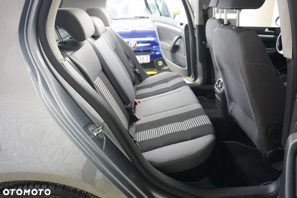 Volkswagen Golf 1.6 Tour - 23