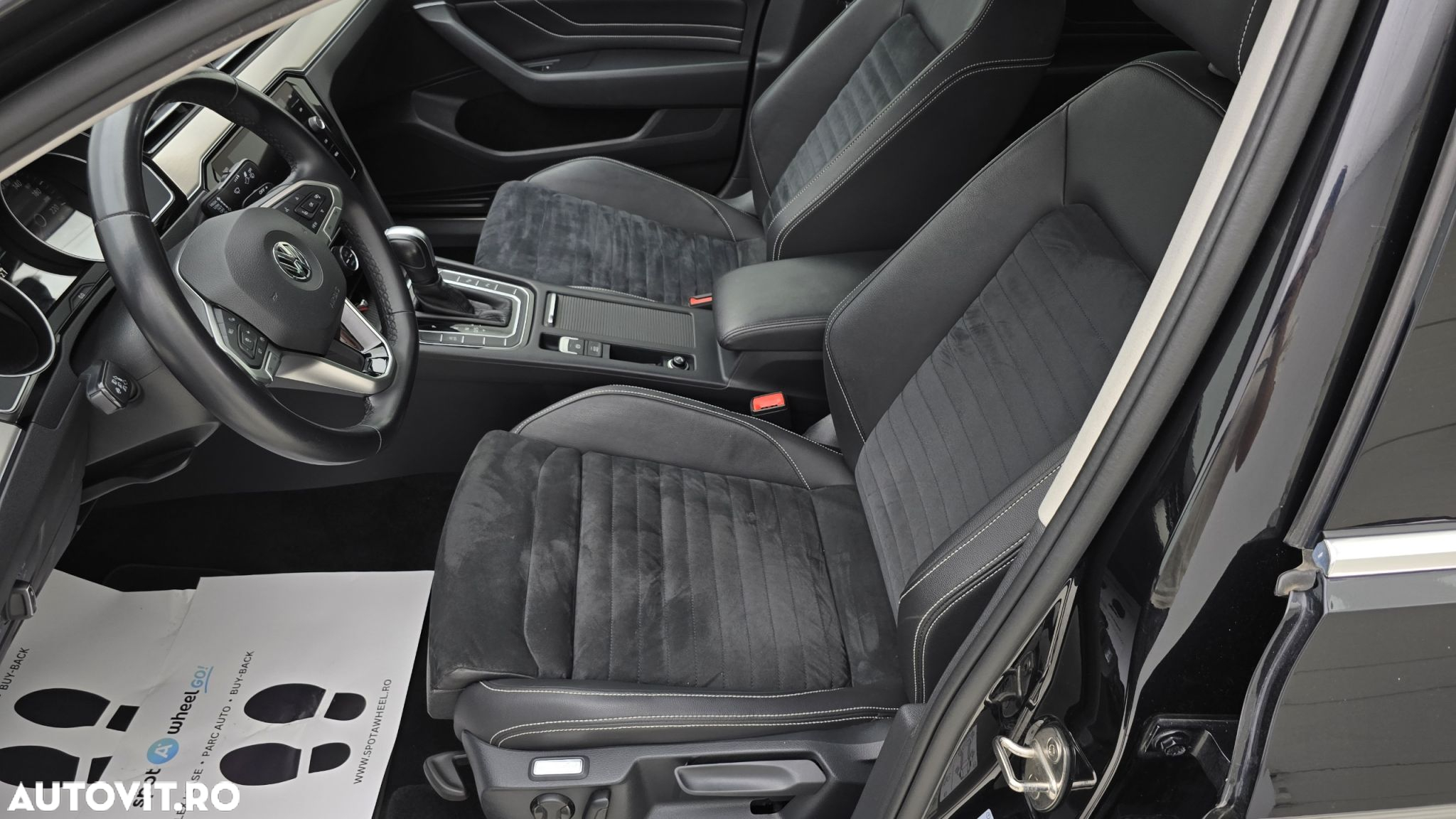 Volkswagen Passat 2.0 TDI DSG Highline - 12