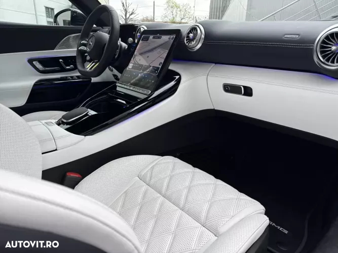 Mercedes-Benz SL AMG 43 MHEV - 11