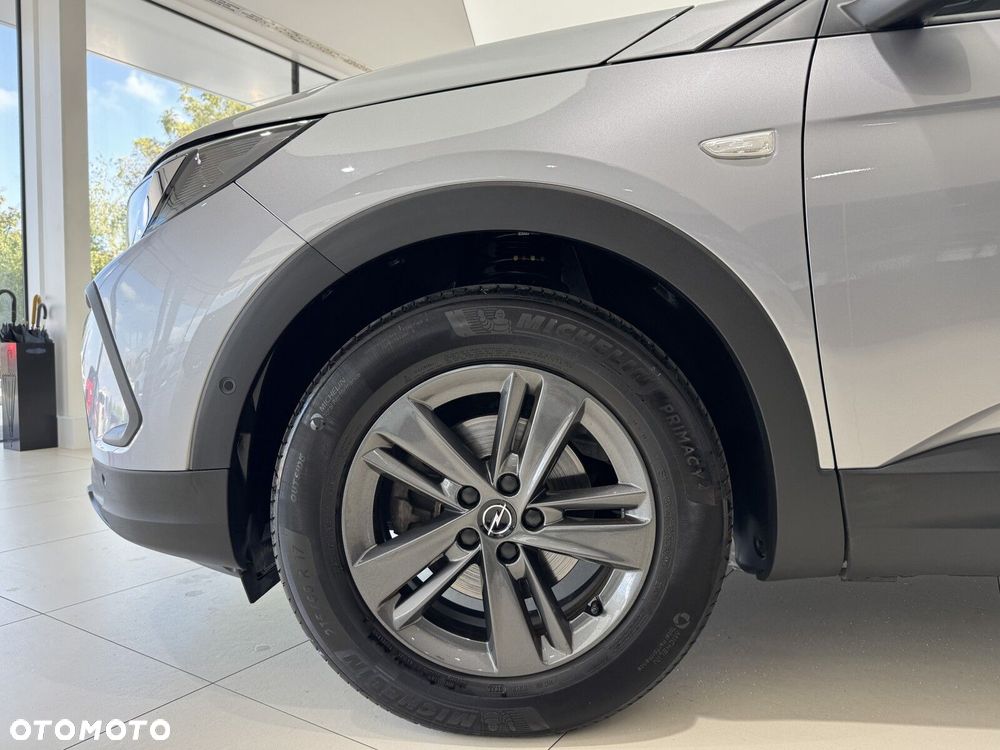 Opel Grandland 1.2 T Business Edition S&S - 18