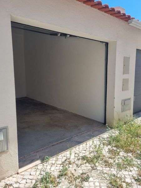 Alugo garagem box - Grande imagem: 3/4